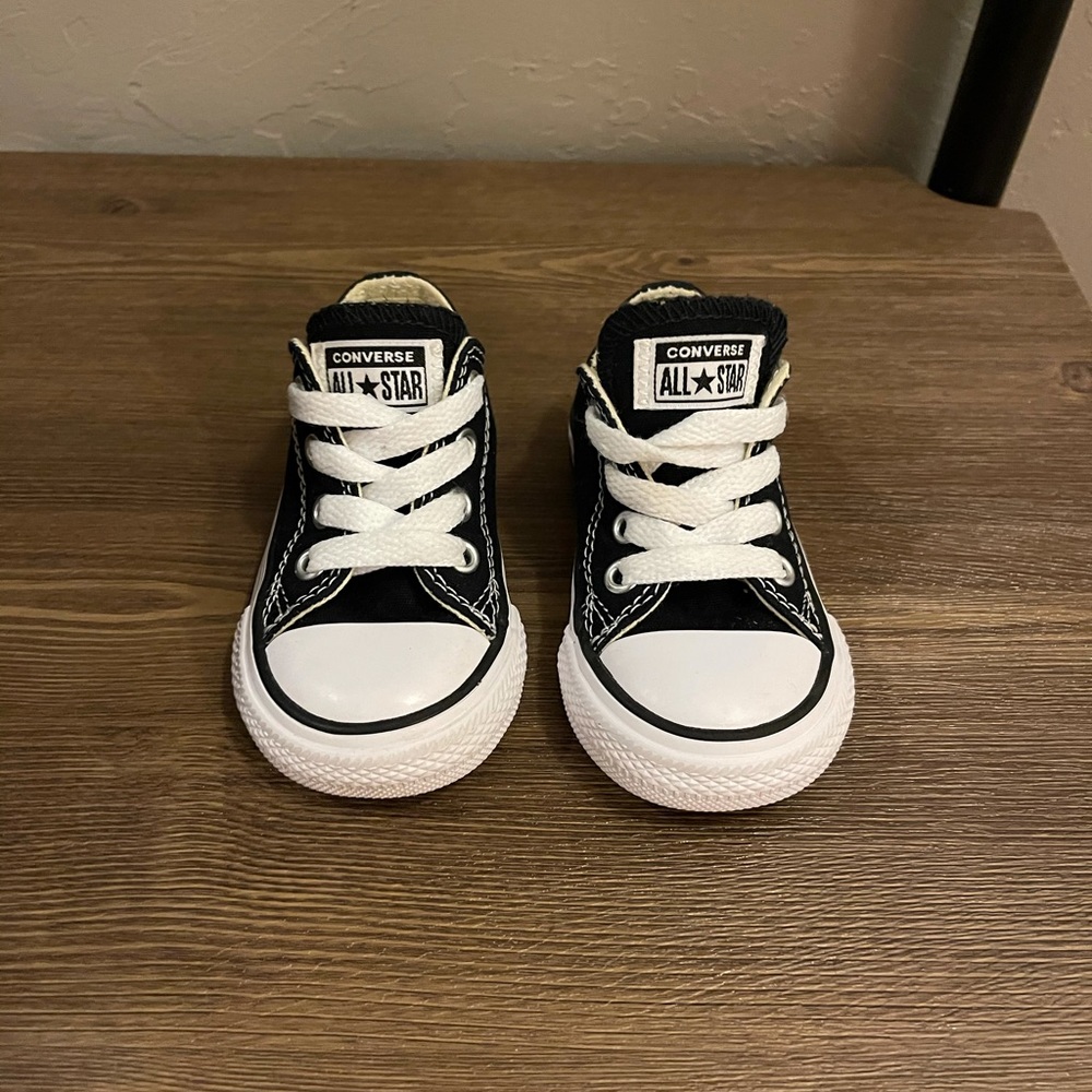 Size 4 Toddler Black Chuck Taylors - Converse
